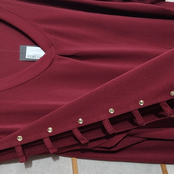 NWT  top open sleeve - Picture 2 of 3